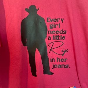 Yellowstone fans!! Get your Rip shirt!